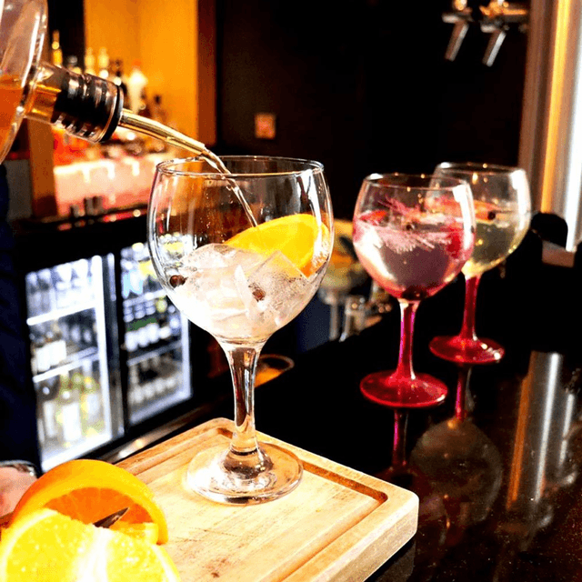GIN EXPERIENCE 