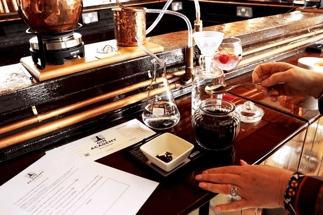 GIN EXPERIENCE 